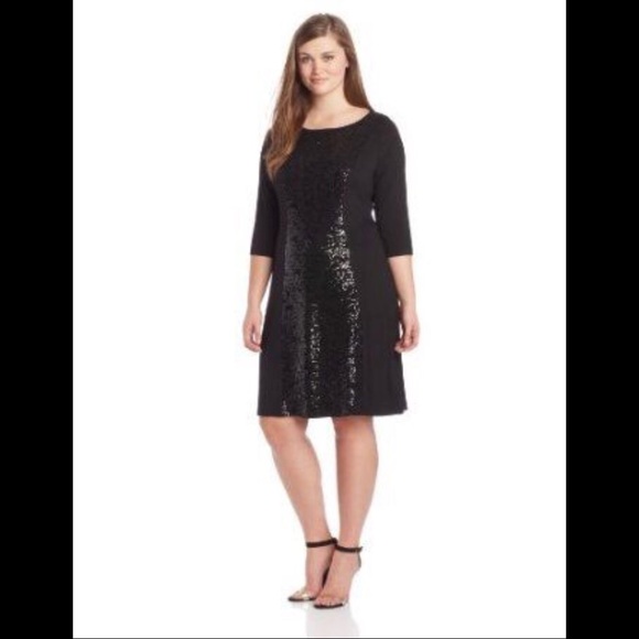 Sequin panel dress - Picture 2 of 3